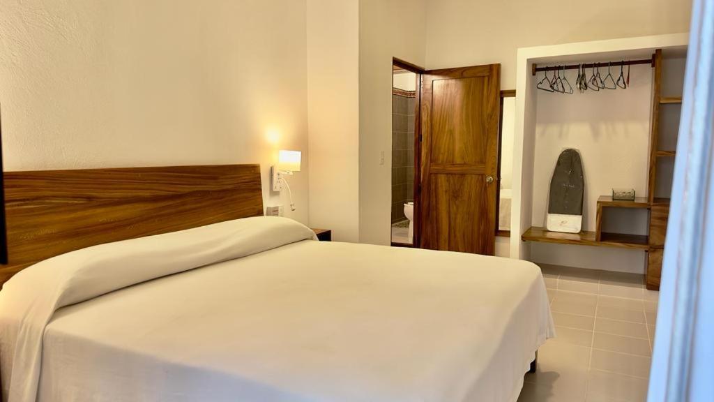 Hotel Casa Puerto Viejo Puerto Escondido  Zewnętrze zdjęcie